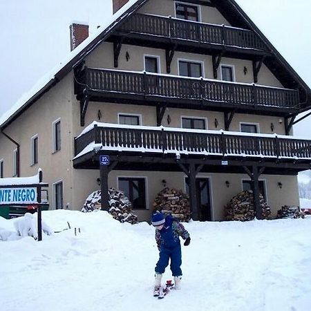 Monte Negro Bed & Breakfast Ladek-Zdroj Bagian luar foto